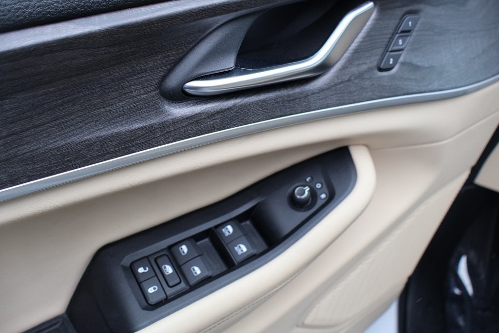 2023 Jeep Grand Cherokee Limited 4x2