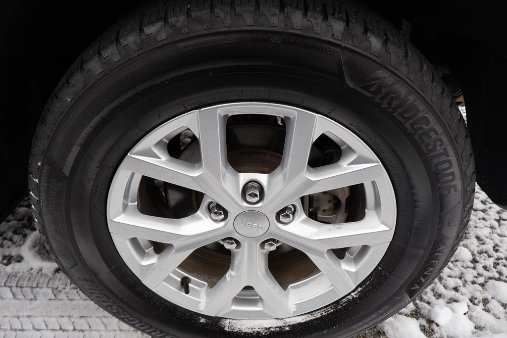 2023 Jeep Grand Cherokee Limited 4x2