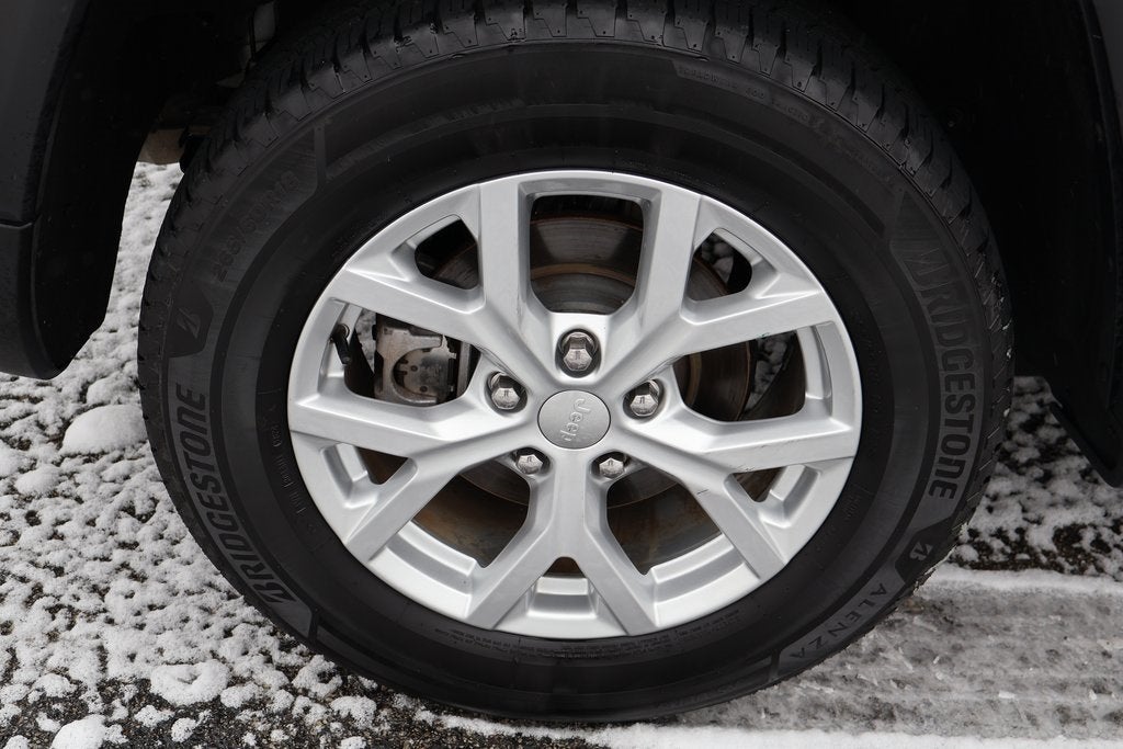 2023 Jeep Grand Cherokee Limited 4x2