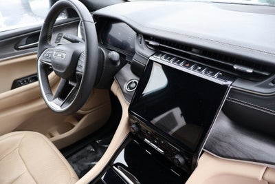 2023 Jeep Grand Cherokee Limited 4x2