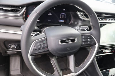 2023 Jeep Grand Cherokee L Laredo 4x2