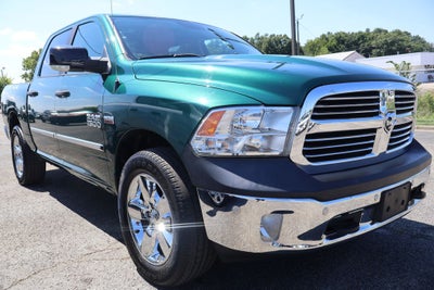 2017 RAM 1500 Big Horn Crew Cab 4x4 5'7' Box