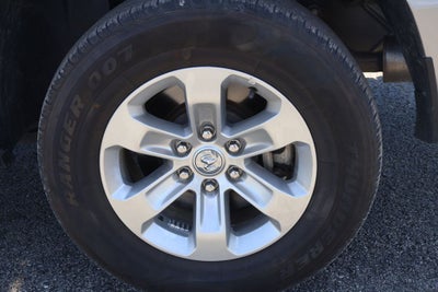 2024 RAM 1500 Laramie Crew Cab 4x2 5'7' Box