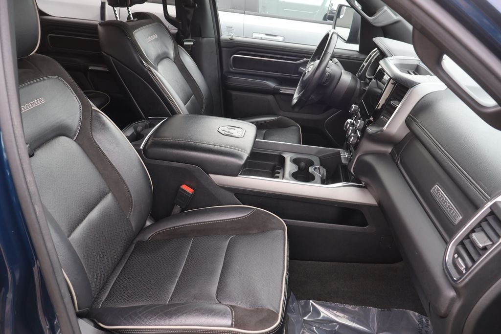 2024 RAM 1500 Laramie Crew Cab 4x2 5'7' Box