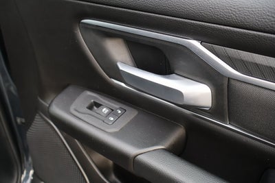 2025 RAM 1500 Big Horn Crew Cab 4x4 6'4' Box