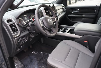 2025 RAM 1500 Big Horn Crew Cab 4x4 6'4' Box