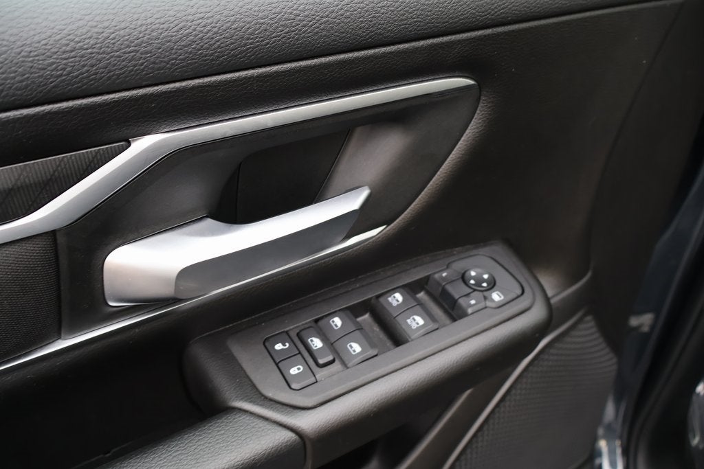 2025 RAM 1500 Big Horn Crew Cab 4x4 6'4' Box