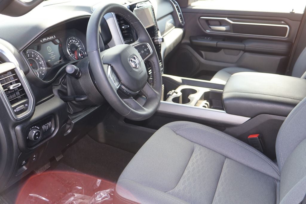 2025 RAM 1500 Big Horn Crew Cab 4x4 6'4' Box