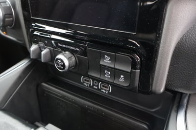 2025 RAM 1500 Big Horn Crew Cab 4x4 5'7' Box