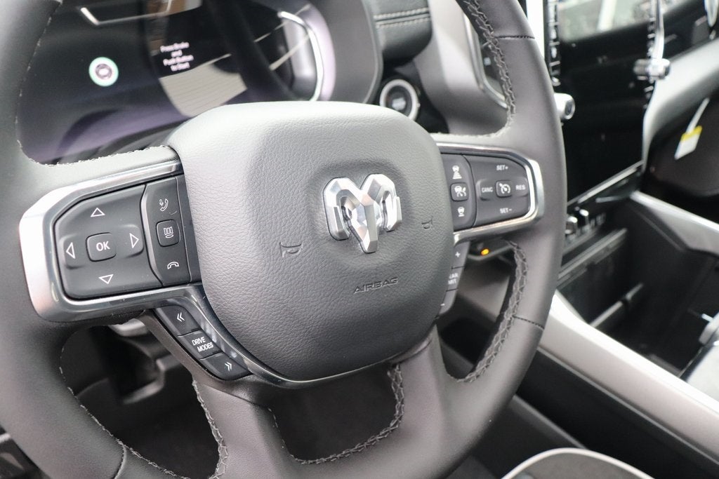 2025 RAM Ram 1500 RAM 1500 LARAMIE CREW CAB 4X4 5'7' BOX