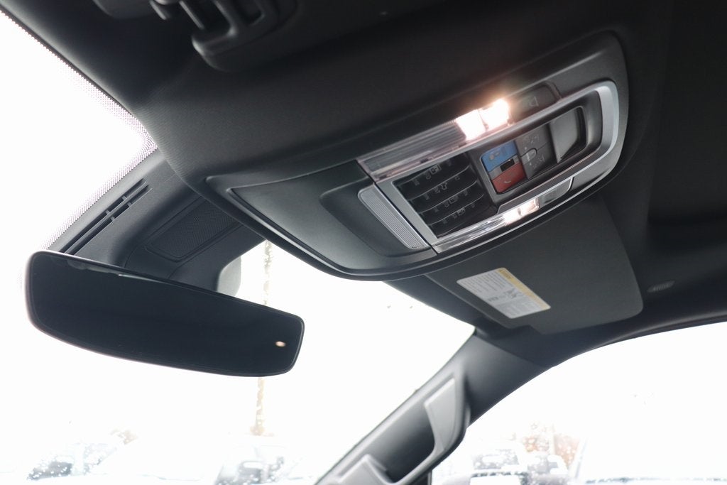 2025 RAM Ram 1500 RAM 1500 LARAMIE CREW CAB 4X4 5'7' BOX