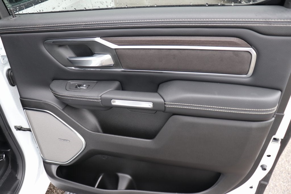 2025 RAM Ram 1500 RAM 1500 LARAMIE CREW CAB 4X4 5'7' BOX