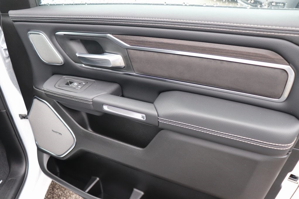 2025 RAM Ram 1500 RAM 1500 LARAMIE CREW CAB 4X4 5'7' BOX