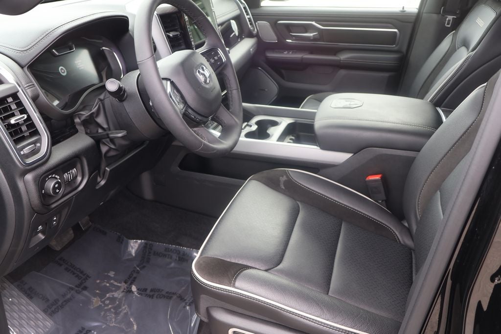 2026 RAM 1500 Laramie Crew Cab 4x4 5'7' Box