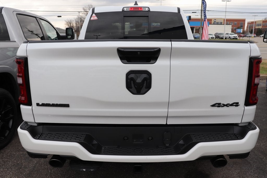 2025 RAM Ram 1500 RAM 1500 LARAMIE CREW CAB 4X4 5'7' BOX