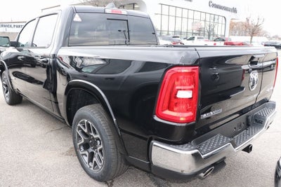 2025 RAM Ram 1500 RAM 1500 LARAMIE CREW CAB 4X4 5'7' BOX