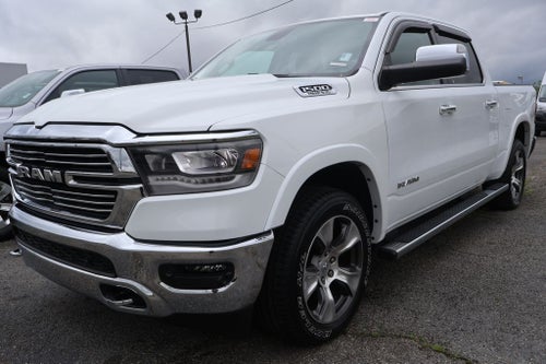 2020 RAM 1500 Laramie Crew Cab 4x4 5'7' Box