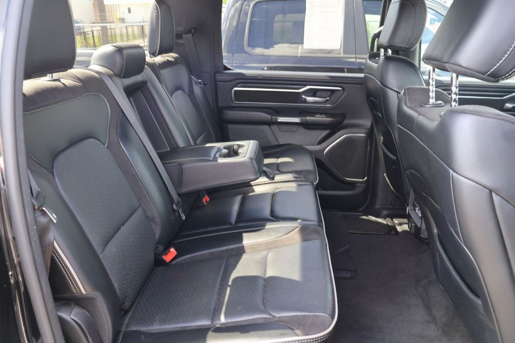 2024 RAM 1500 Laramie Crew Cab 4x4 5'7' Box