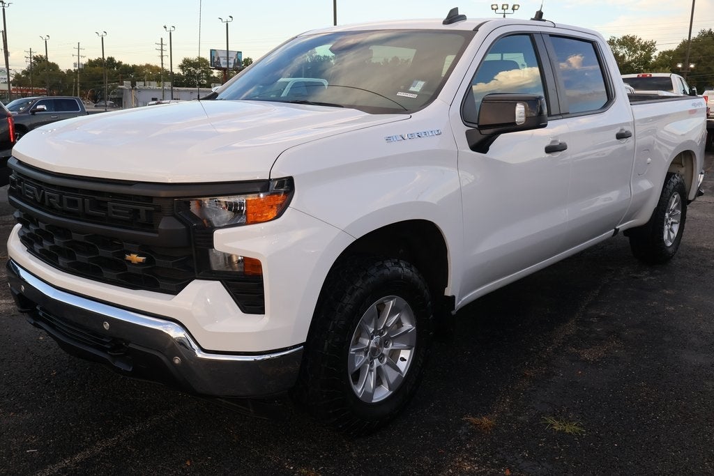 2024 Chevrolet Silverado 1500 4WD Crew Cab Standard Bed WT