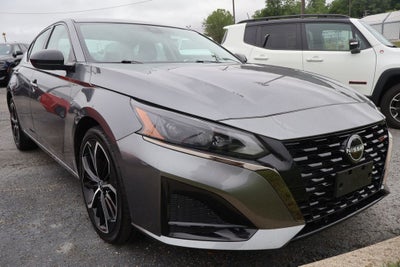 2024 Nissan Altima SR FWD