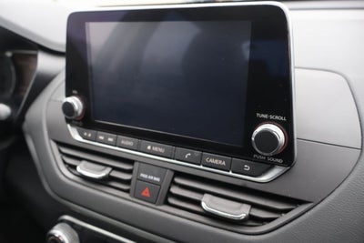 2022 Nissan Altima SV FWD