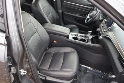 2022 Nissan Altima SL FWD