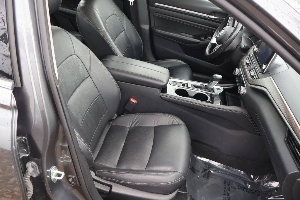 2022 Nissan Altima SL FWD