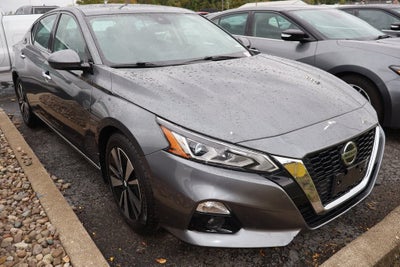 2022 Nissan Altima SL FWD