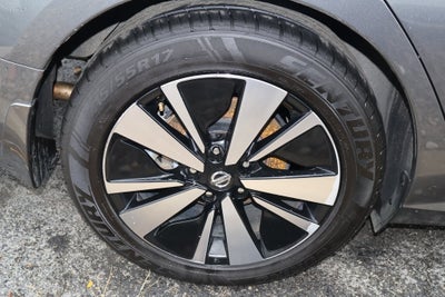 2022 Nissan Altima SL FWD