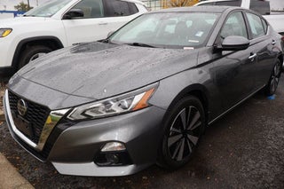 2022 Nissan Altima SL FWD