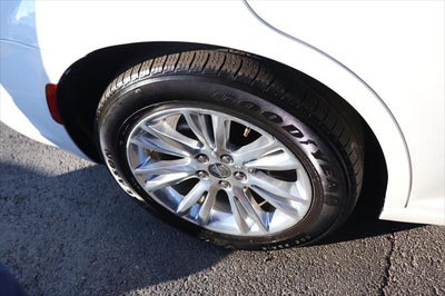 2017 Chrysler 300 Limited