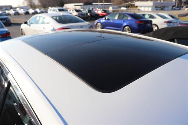 2017 Chrysler 300 Limited