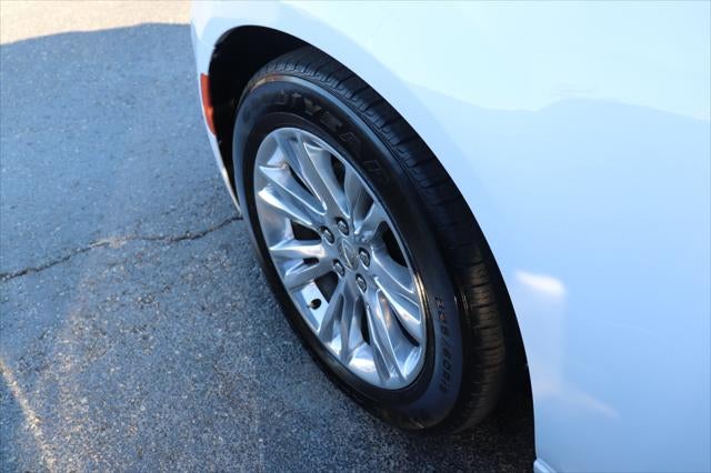 2017 Chrysler 300 Limited