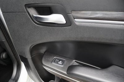 2019 Chrysler 300 Touring