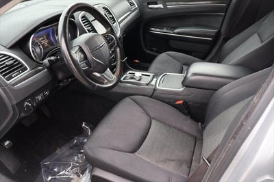 2019 Chrysler 300 Touring