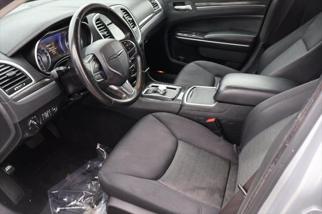 2019 Chrysler 300 Touring