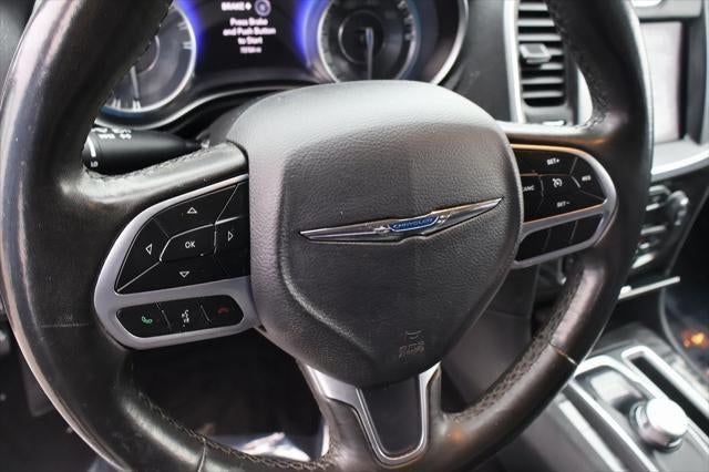 2019 Chrysler 300 Touring