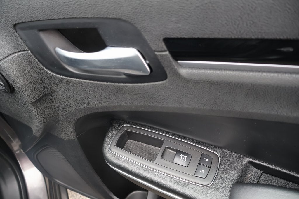 2023 Chrysler 300 300S