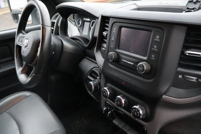 2024 RAM 3500 Tradesman Crew Cab 4x4 8' Box