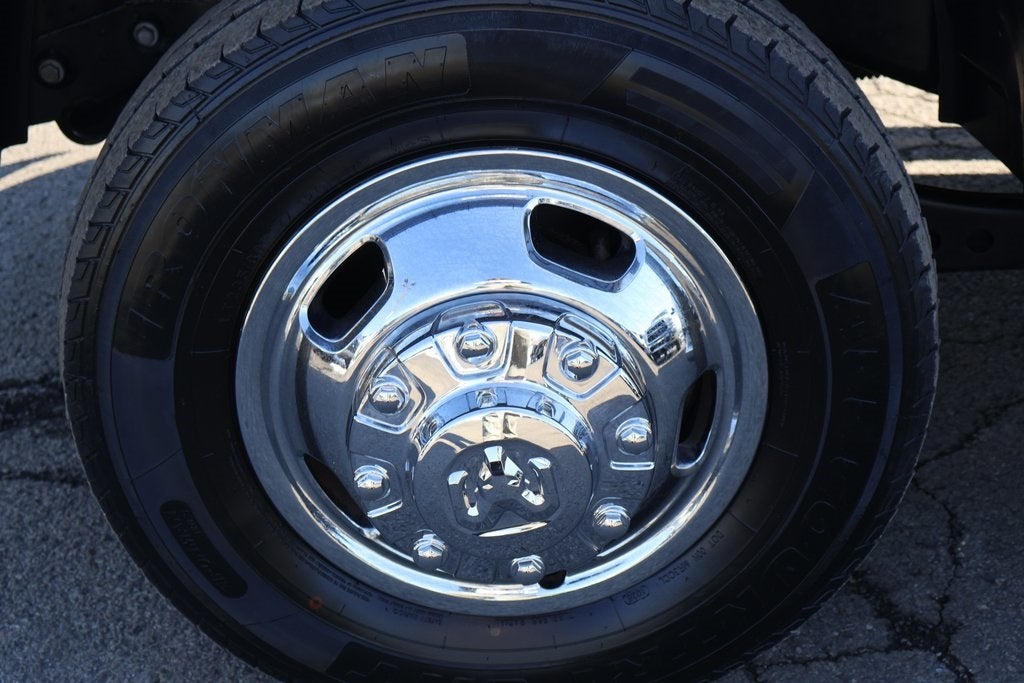 2024 RAM 3500 Big Horn Crew Cab 4x4 8' Box