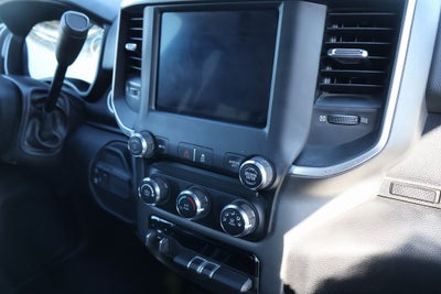 2024 RAM 3500 Big Horn Crew Cab 4x4 8' Box