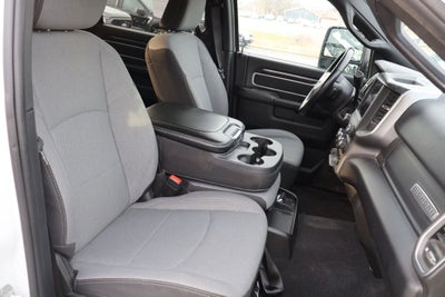 2024 RAM 3500 Big Horn Crew Cab 4x4 8' Box