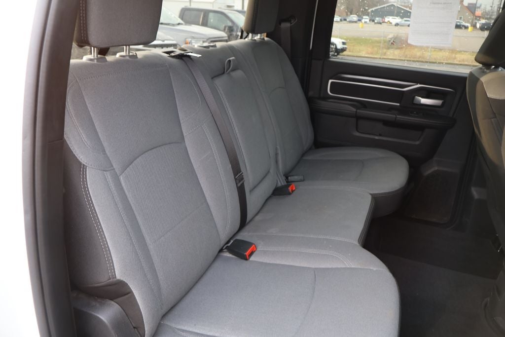 2024 RAM 3500 Big Horn Crew Cab 4x4 8' Box