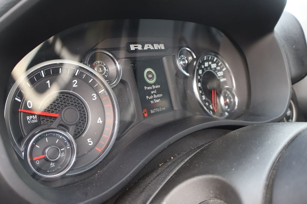 2024 RAM 3500 Big Horn Crew Cab 4x4 8' Box