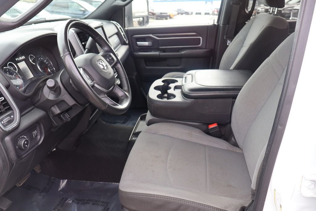 2024 RAM 3500 Big Horn Crew Cab 4x4 8' Box