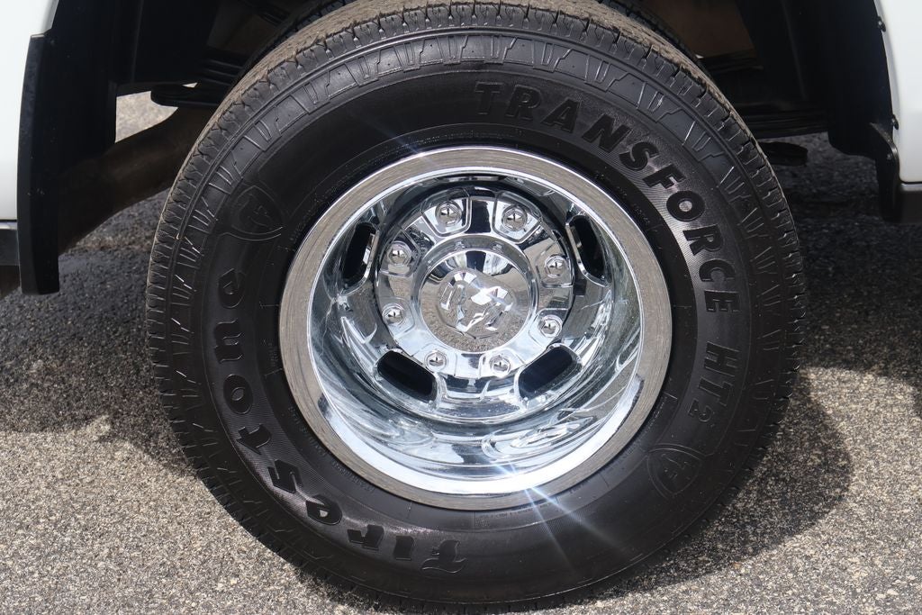 2024 RAM 3500 Big Horn Crew Cab 4x4 8' Box