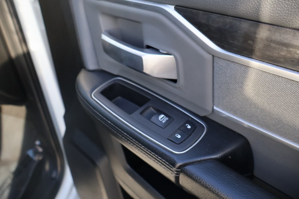 2023 RAM 3500 Big Horn Crew Cab 4x4 8' Box