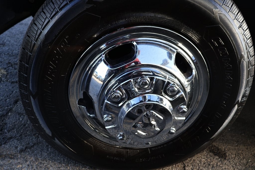 2023 RAM 3500 Big Horn Crew Cab 4x4 8' Box