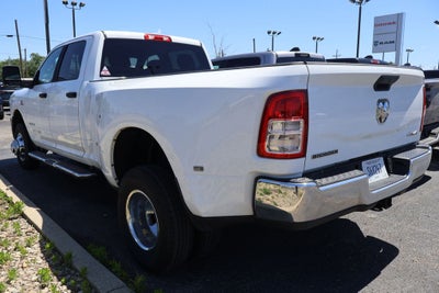 2024 RAM 3500 Big Horn Crew Cab 4x4 8' Box