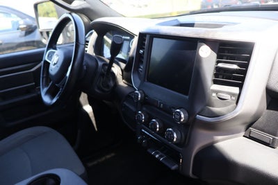 2024 RAM 3500 Big Horn Crew Cab 4x4 8' Box